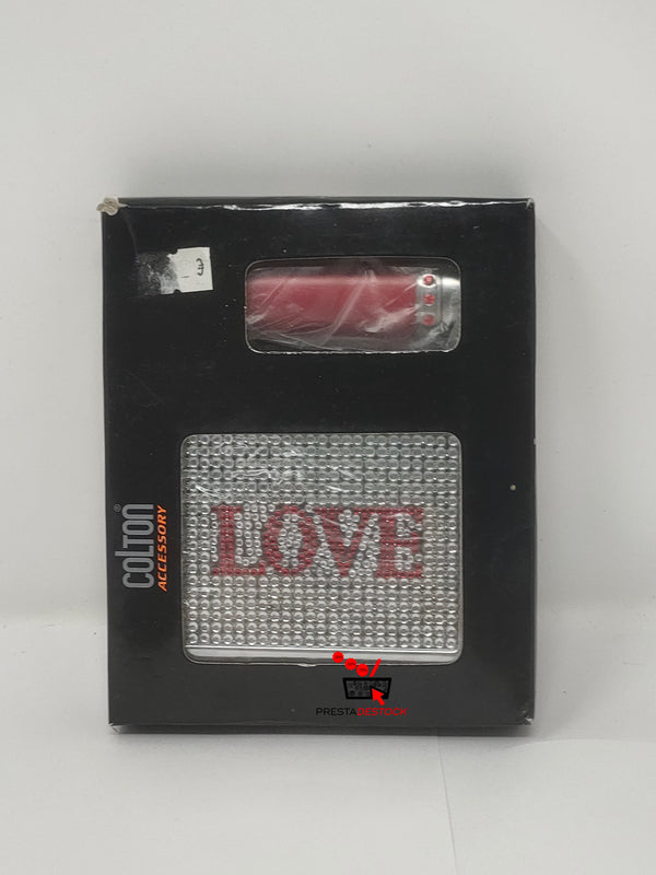 boite a cigarette love avec briquet rouge emballage abîmé