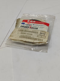 Photo d'un joint spi de différentiel d'origine Suzuki, référence 09283-40028