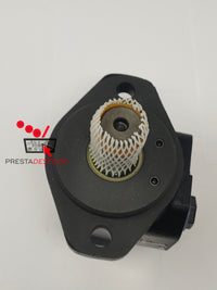 Moteur hydraulique orbital Danfoss pour machine agricole et engin de chantie gros plan